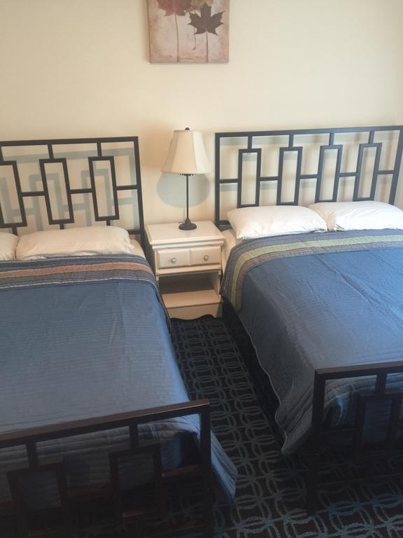 Misquamicut Beach Front Inn Уэстерли Экстерьер фото